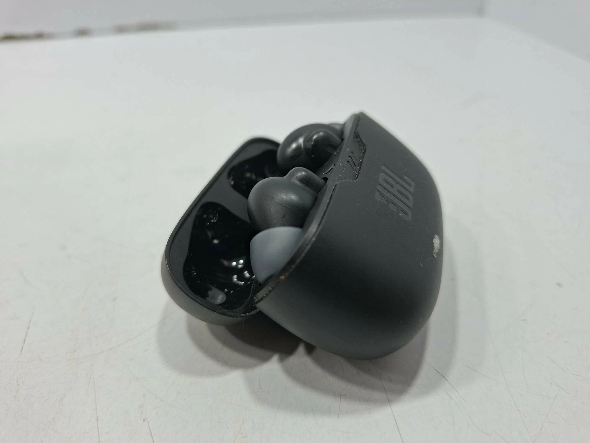 bezprzewodowe-sluchawki-jbl-beam-2-stan-11323-2