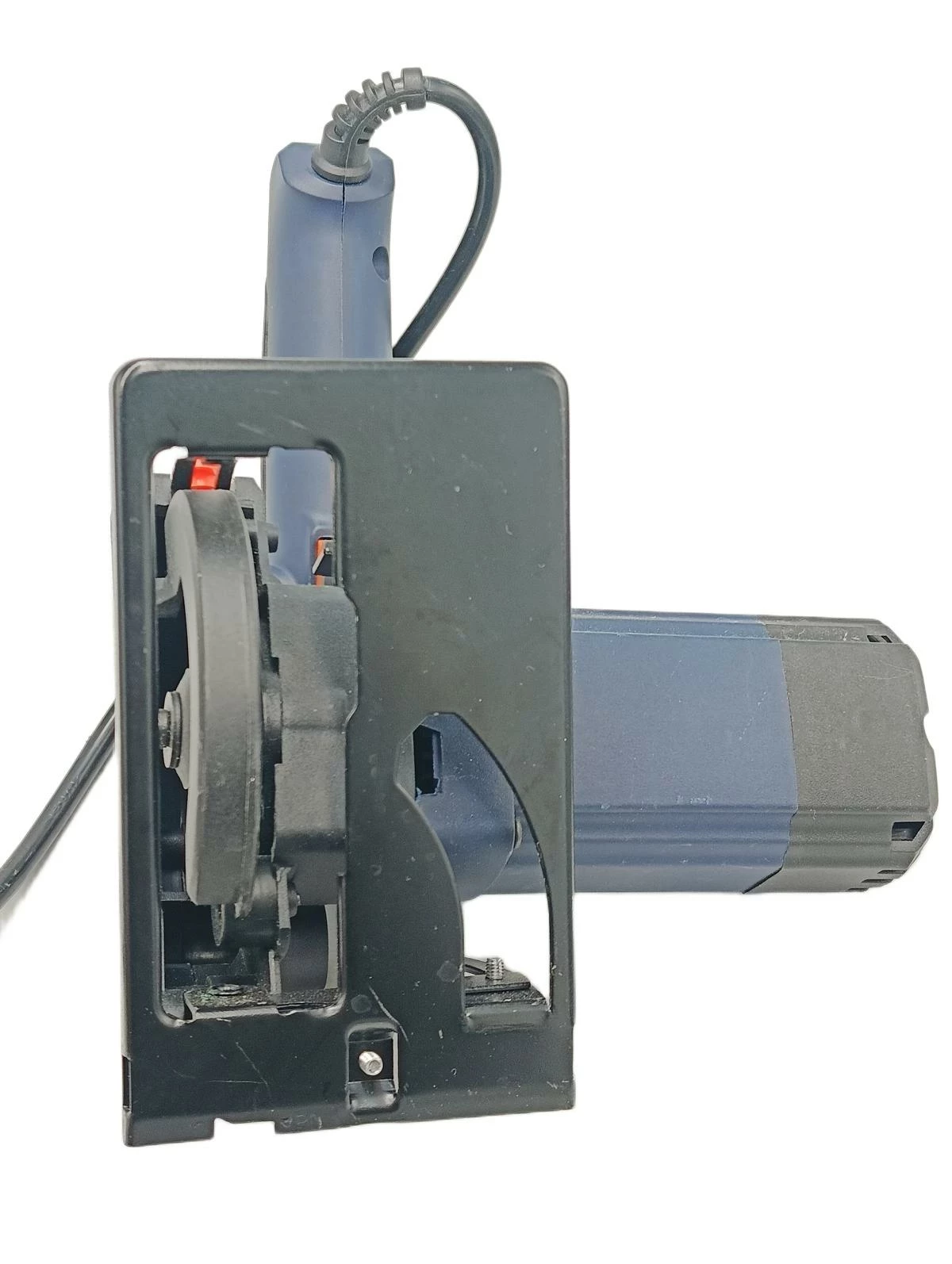 mala-pilarka-ferm-csm1053-550-w-8510-mm-srednica-otworu-pily-8500