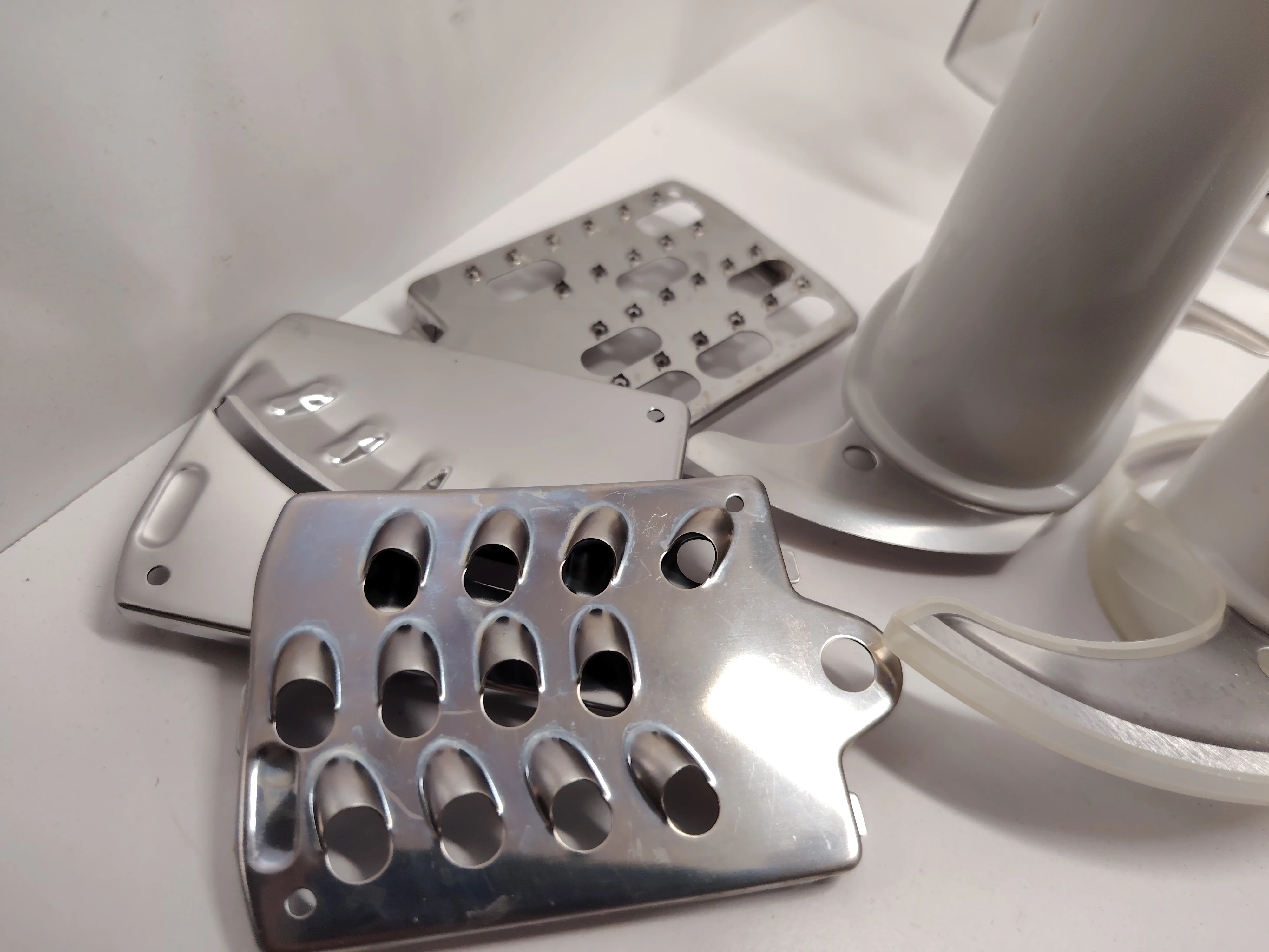 robot-kuchenny-zelmer-878-pud-cechy-dodatkowe-wbudowane-zapiecie-bezpieczenstwa