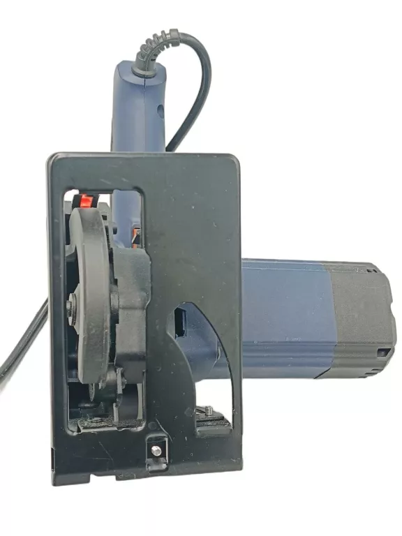 mala-pilarka-ferm-csm1053-550-w-8510-mm-srednica-otworu-pily-8500