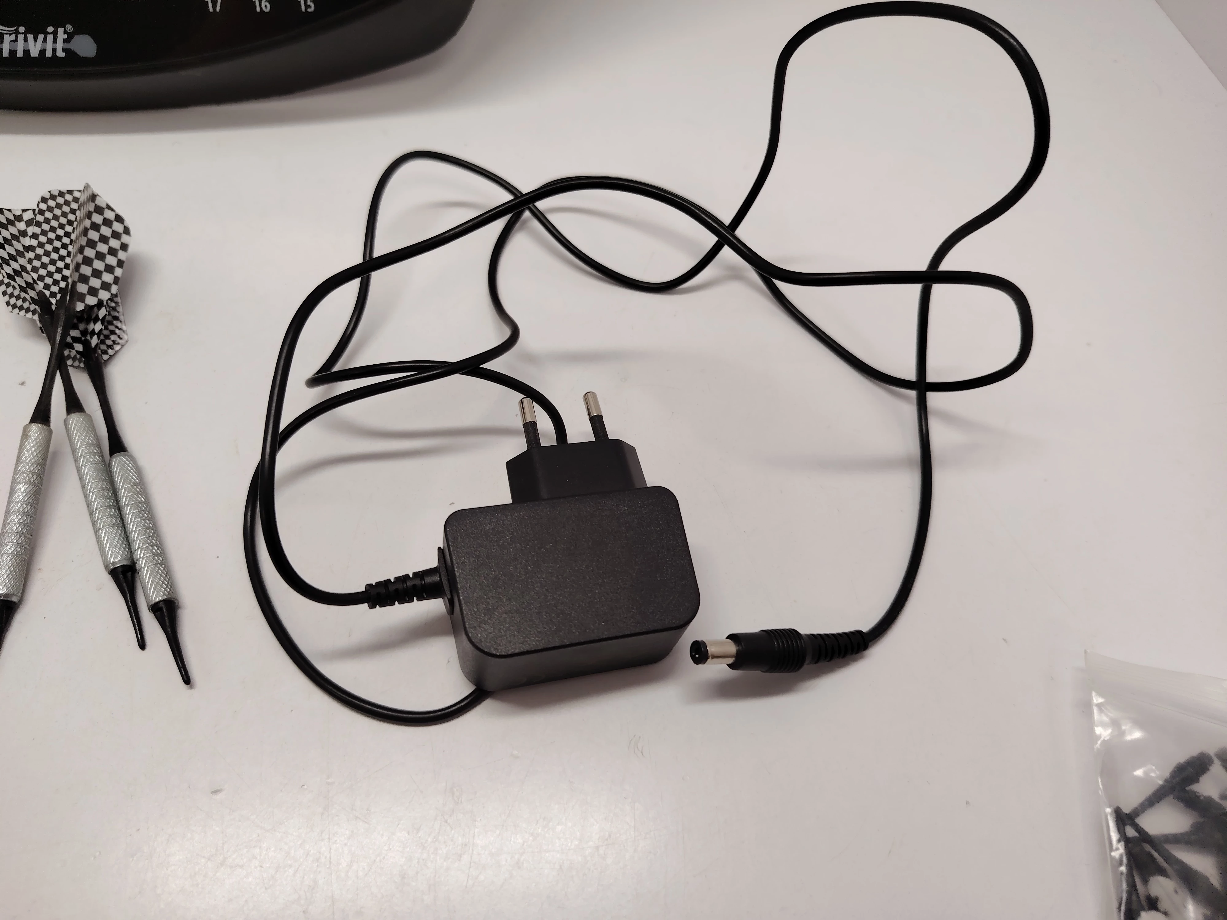 tarcza-elektroniczna-lotki-rzutki-crivit-rodzaj-236674-403270