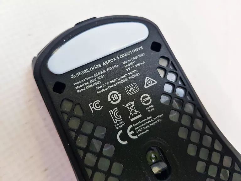 myszka-gamingowa-steelseries-aerox-3-2022-kabel-kod-producenta-62603
