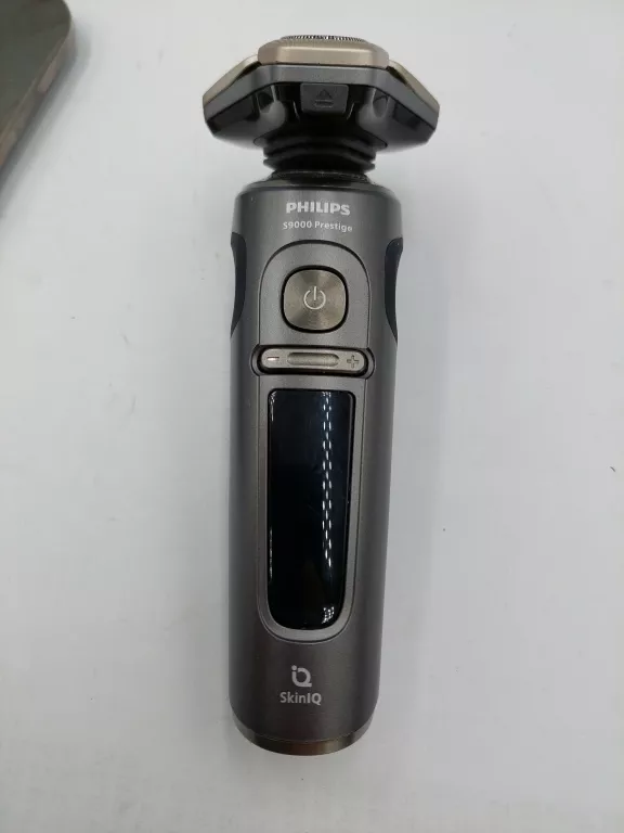 golarka-elektryczna-do-golenia-philips-sp987215-z-ladowarka-indukcyjna-typ-612-1