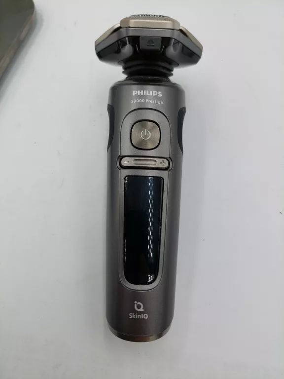 golarka-elektryczna-do-golenia-philips-sp987215-z-ladowarka-indukcyjna-uzytkowanie-205630-224018