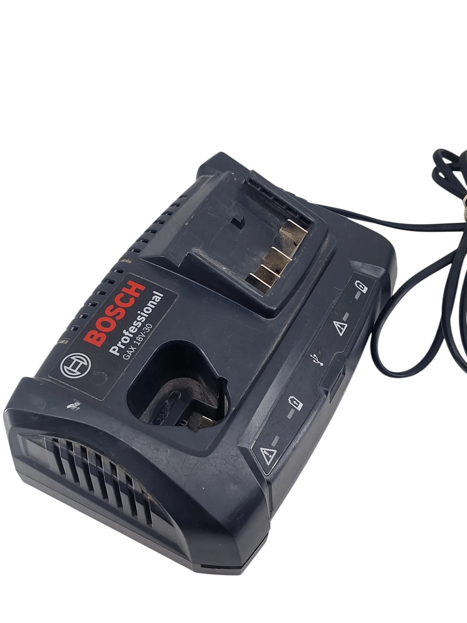 ladowarka-bosch-professional-gax-18v-30-bateria-bosch-2ah-stan-11323-2