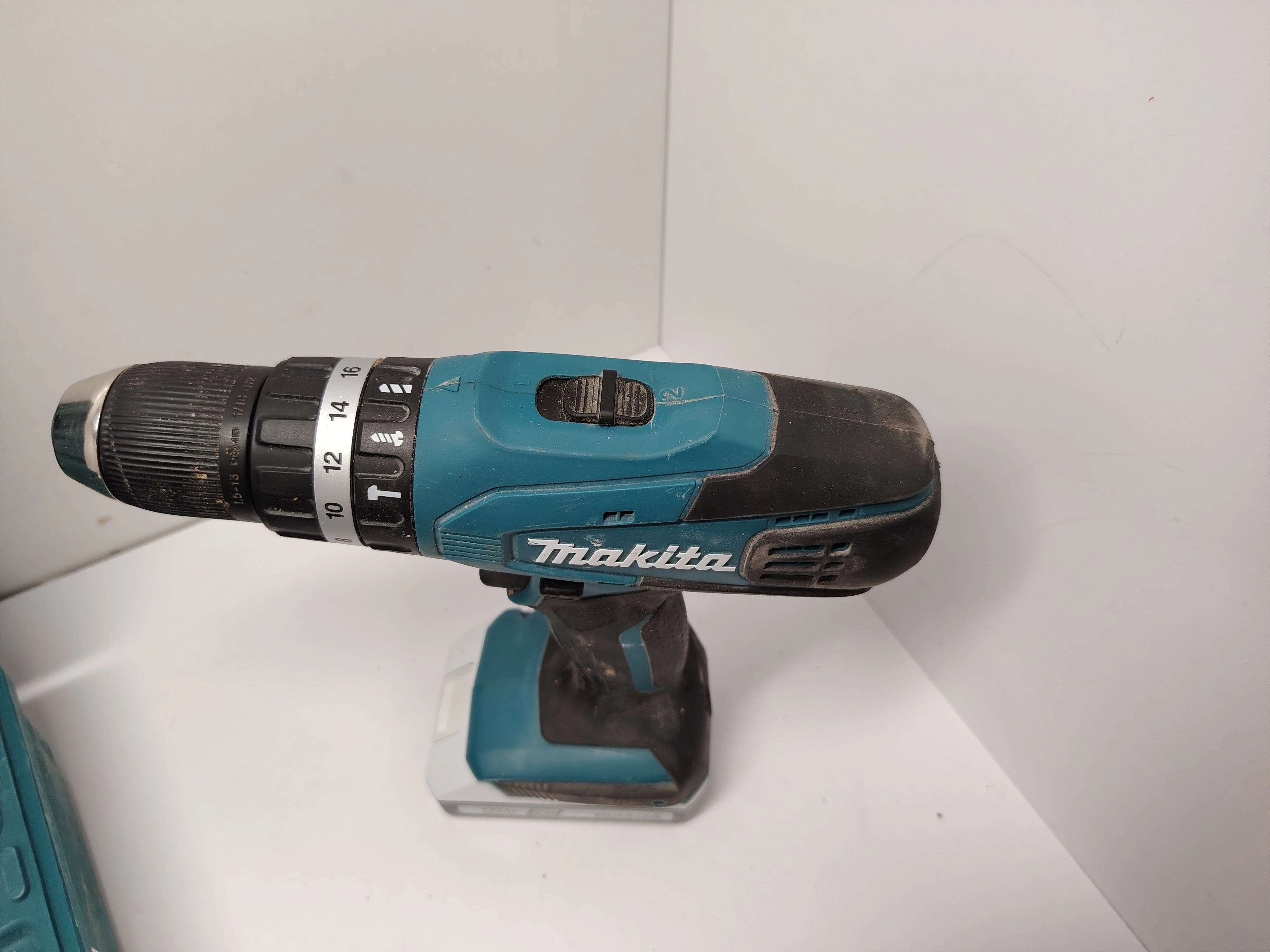 wkretarka-makita-hp457dwe-walizka-miekki-moment-obrotowy-2400