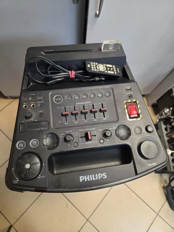 glosnik-bluetooth-philips-ntx400-rodzaj-odtwarzanych-nosnikow-226238-2