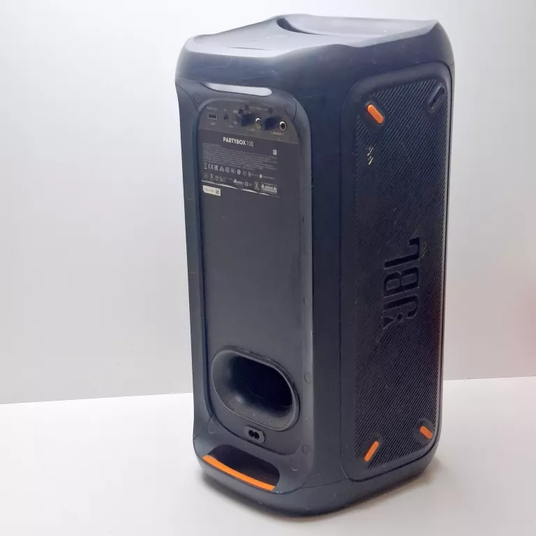 glosnik-kolumna-jbl-partybox-100-160w-rodzaj-odtwarzanych-nosnikow-226238-1