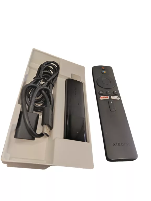 odtwarzacz-multimedialny-xiaomi-smart-tv-stick-4k-mdz-27-aa-8-gb-kod-producenta-mdz-24-aa