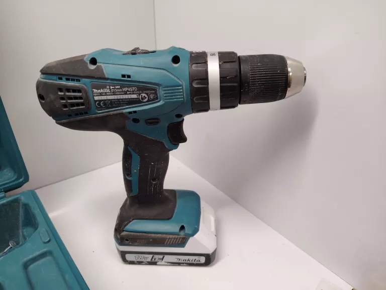 wkretarka-makita-hp457dwe-walizka-pojemnosc-akumulatora-150