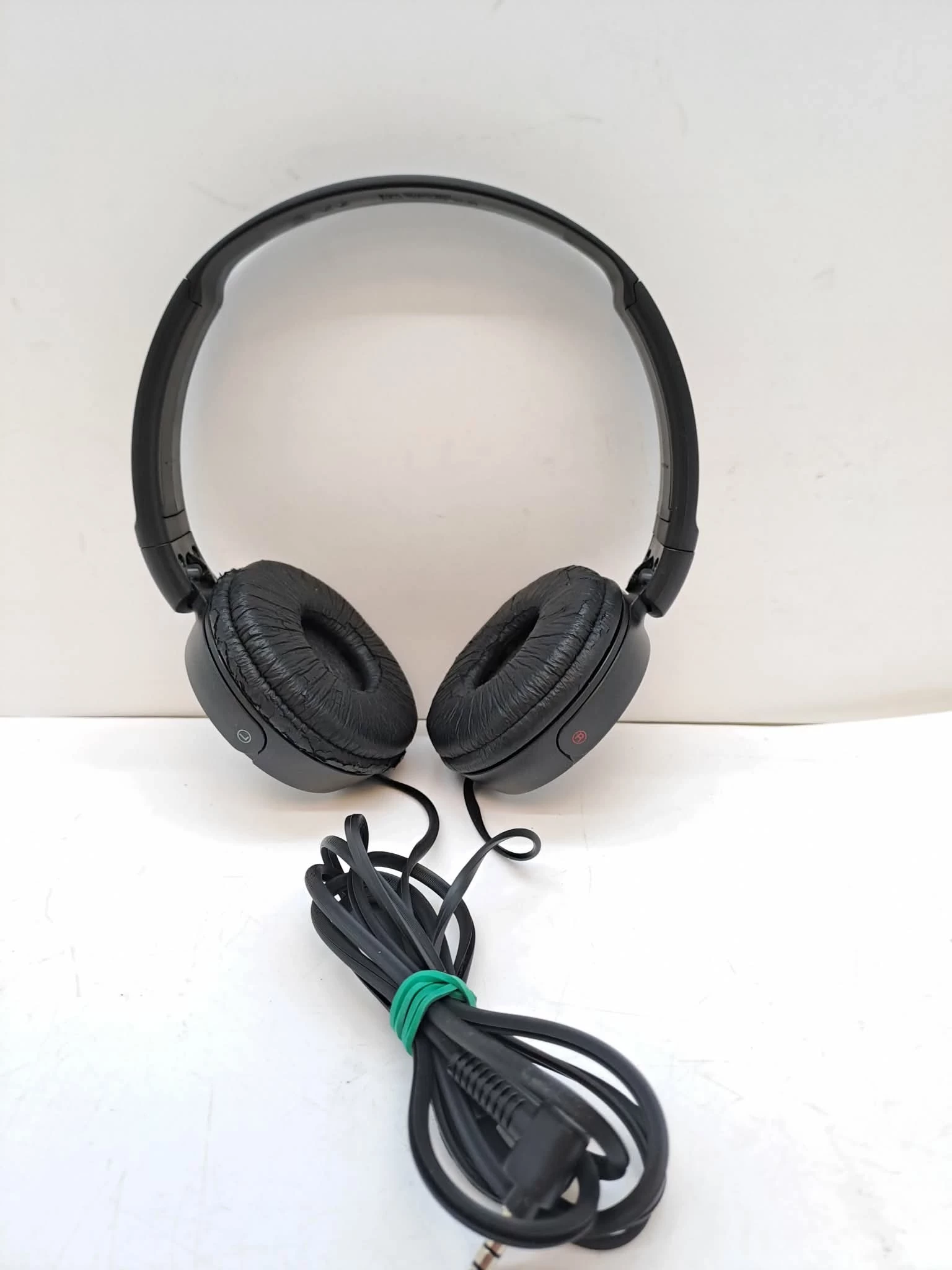 sluchawki-nauszne-przewodowe-sony-mdr-zx110b-czarny-mostowa-6-augustow-balitc