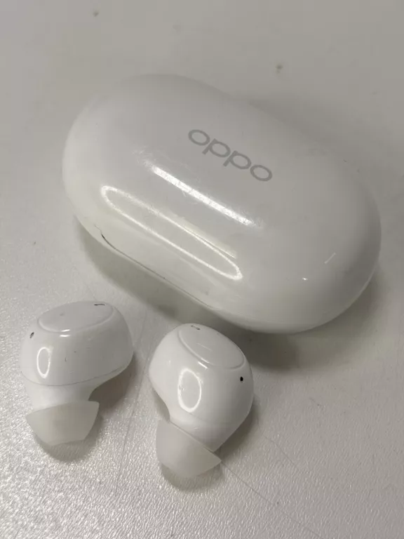 sluchawki-oppo-enco-buds-w12-kolor-dominujacy-129357-2