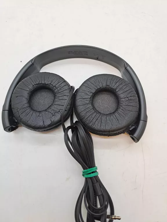 sluchawki-nauszne-przewodowe-sony-mdr-zx110b-czarny-ean-gtin-5904133212840