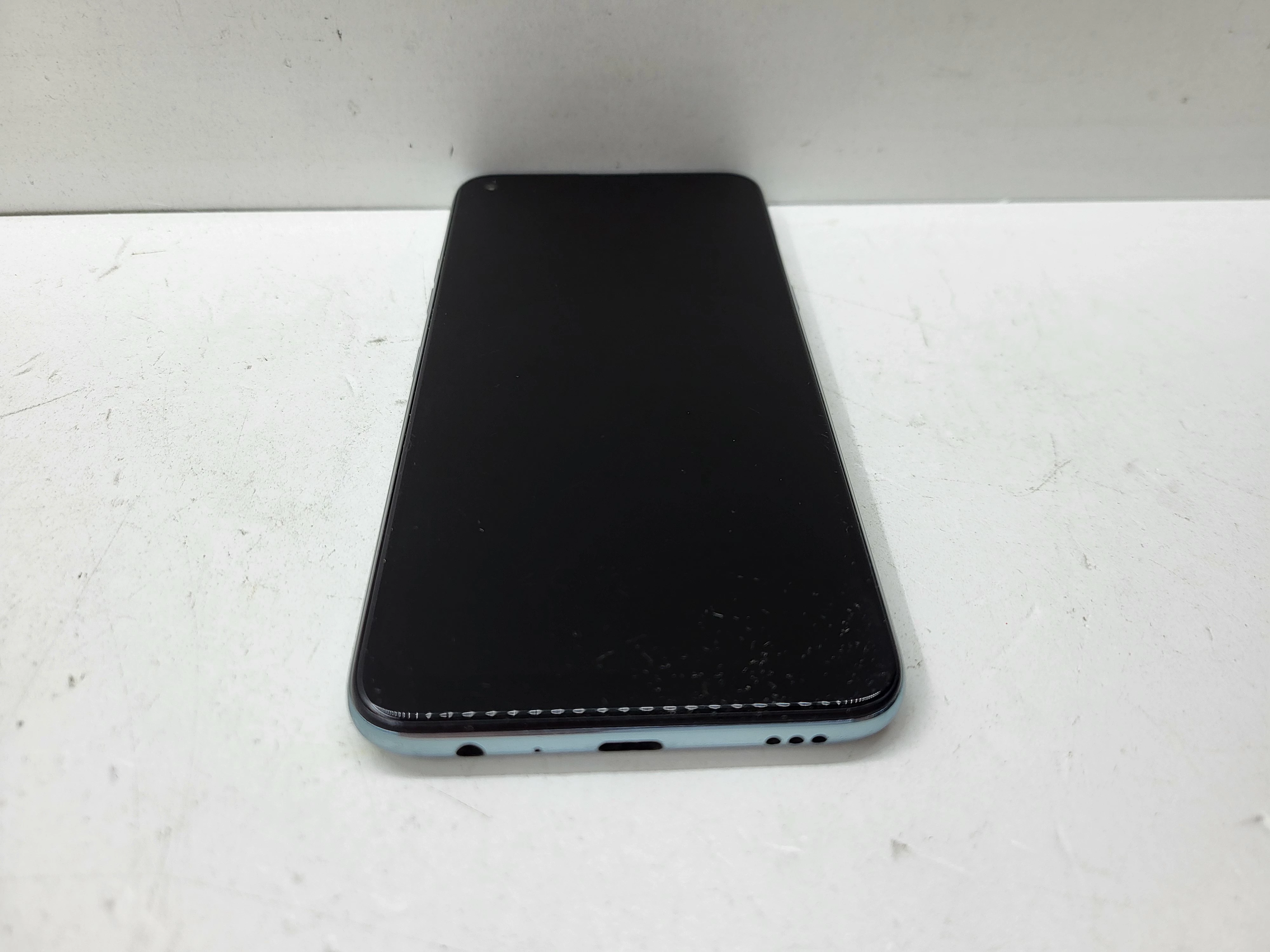 telefon-lg-k61-stan-11323-2