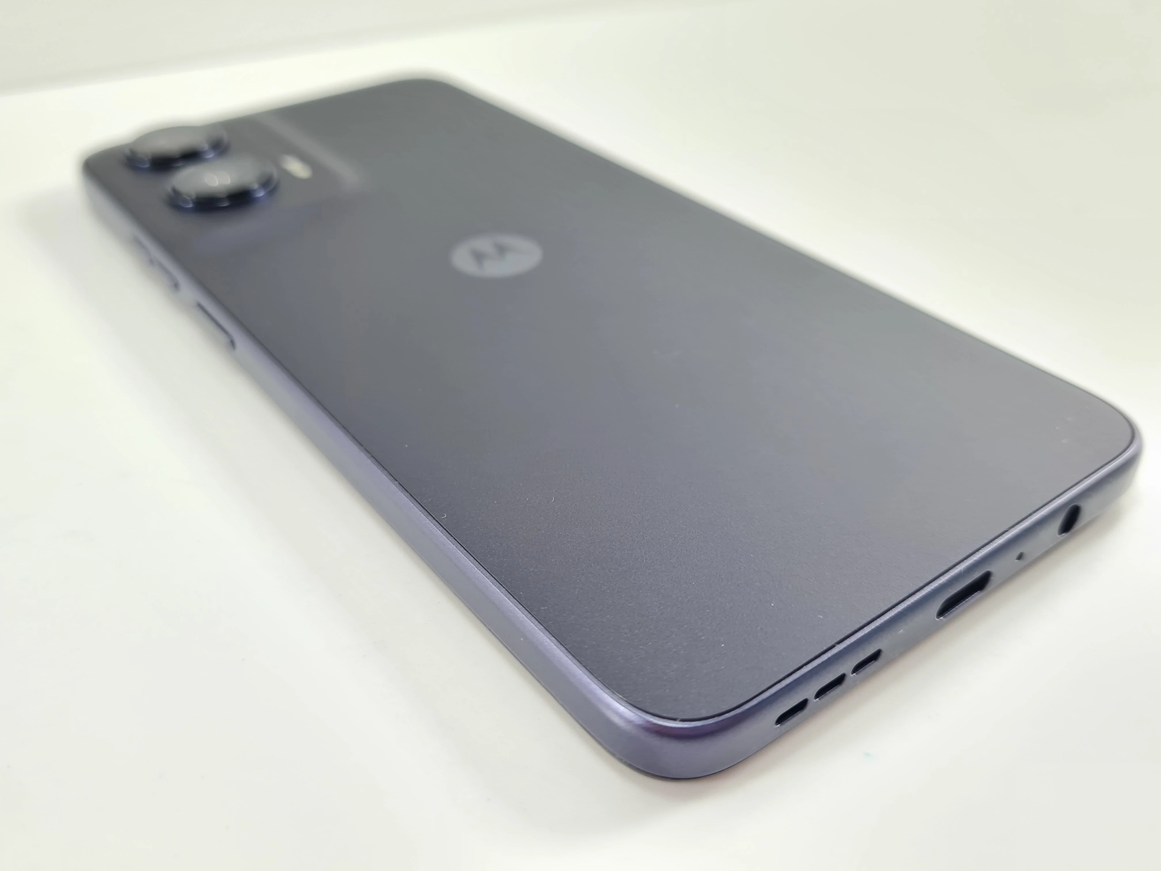 telefon-motorola-moto-g35-5g-8128gb-przekatna-ekranu-672