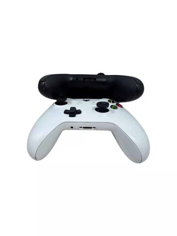 konsola-xbox-one-s-1tb-2-pady-stan-11323-2