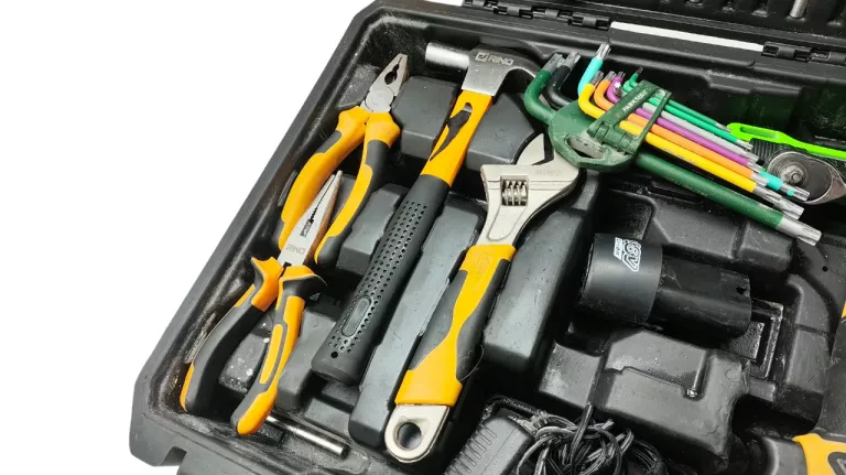 zestaw-narzedzi-rino-wiertarko-wkretarka-rino-dri18li-117imp-walizka-stan-11323-2