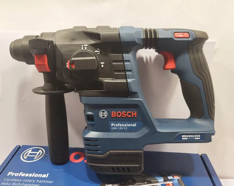 mlotowiertarka-bosch-gbh-18v-22-korpus-obroncow-pokoju-3-gubin