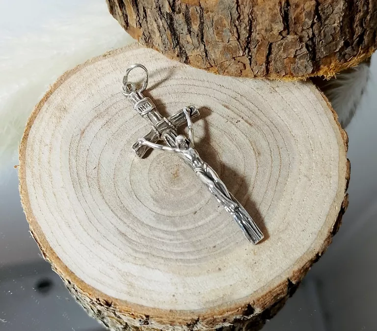 srebrna-zawieszka-krzyz-523-g-925-stan-11323-2