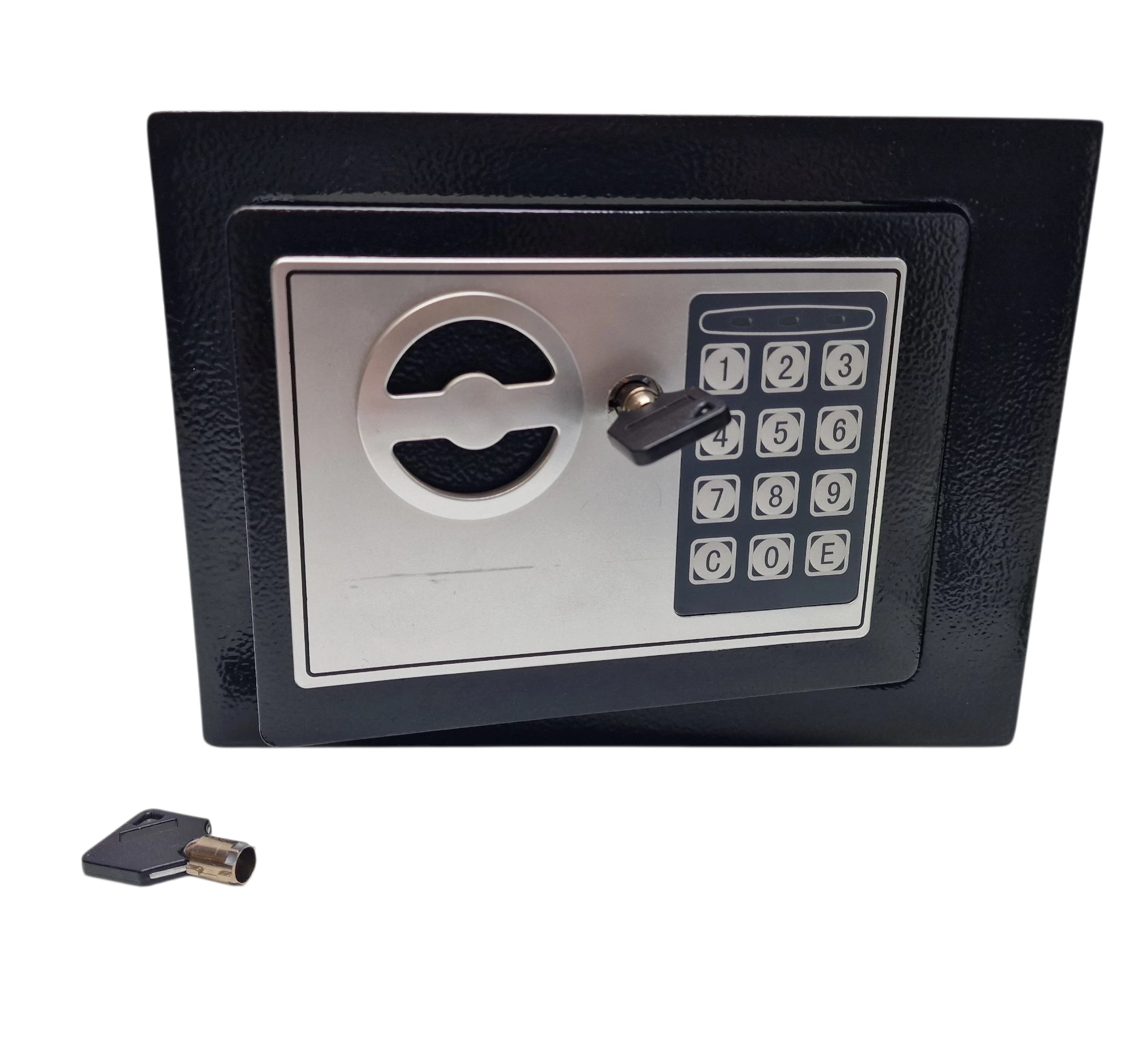 sejf-z-dwoma-kluczami-pilsudskiego-8-chojnice