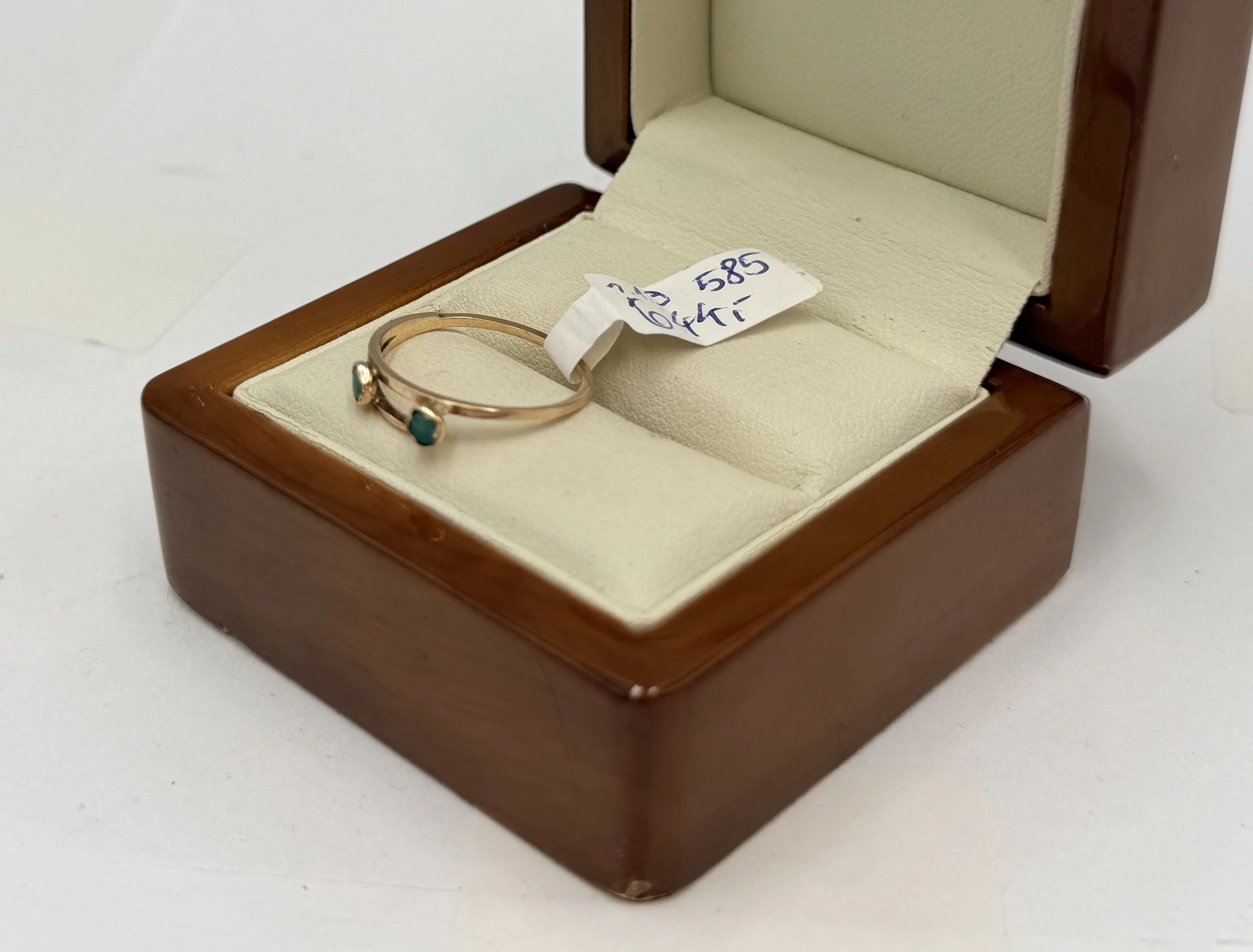 wyrob-jubilerski-uzywany-zloty-pierscionek-585-117g-r13-kamien-17088-524288