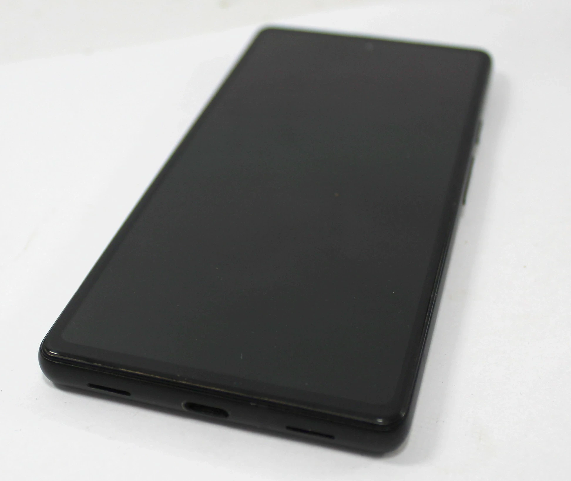 telefon-google-pixel-6a-typ-202685-212929