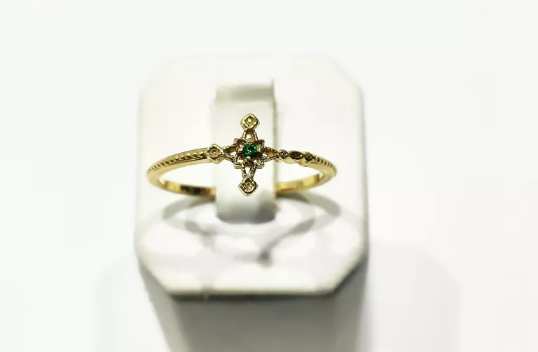 zloty-pierscionek-zielona-cyrkonia-123g-wyszynskiego-11-lukow