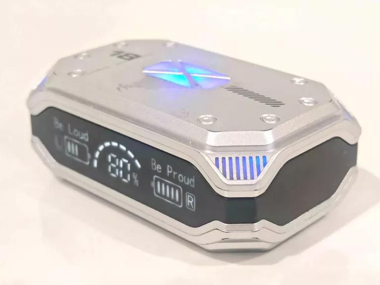 sluchawki-dousze-m41-tws-z-powerbankiem-sieminskiego-37-gliwice