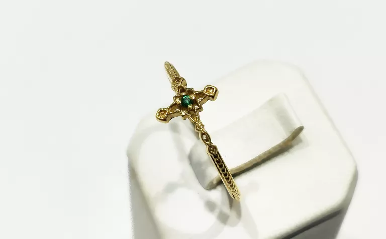 zloty-pierscionek-zielona-cyrkonia-123g-stan-11323-238058