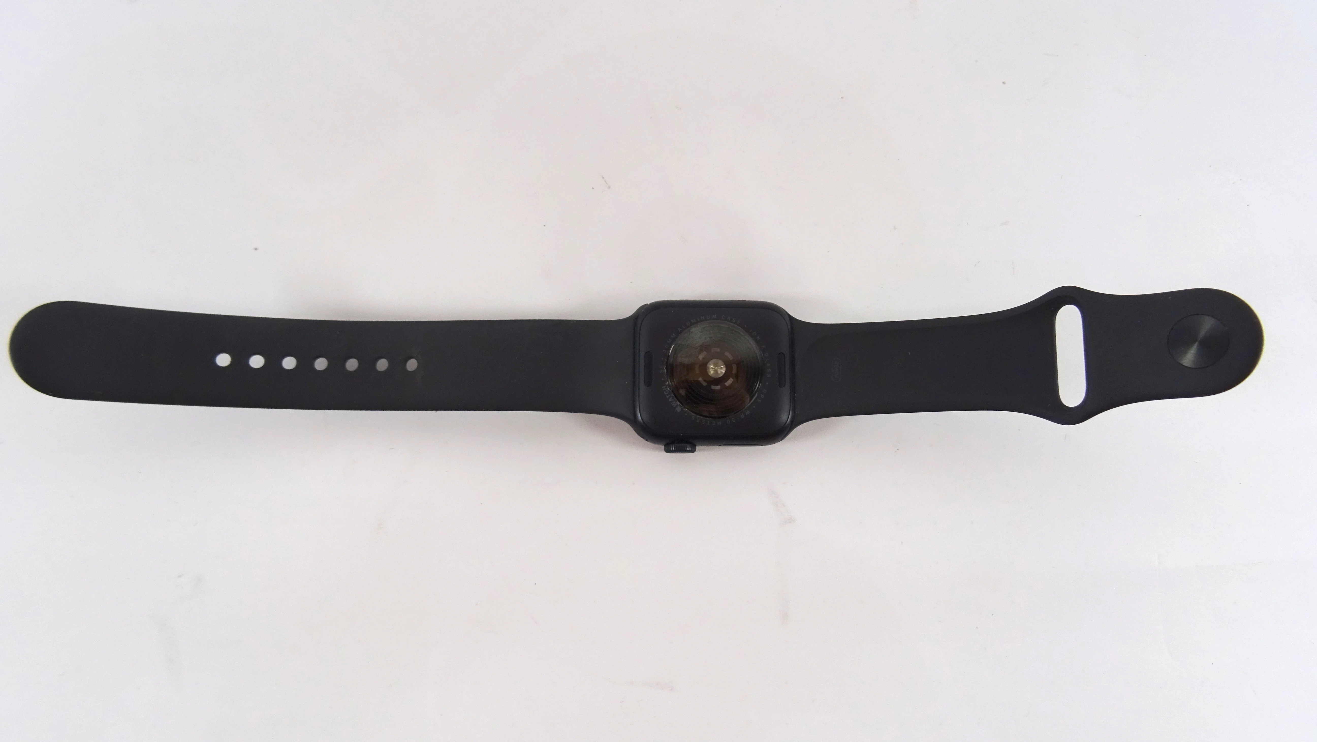 apple-watch-se-gen-2-40-mm-stan-11323-2