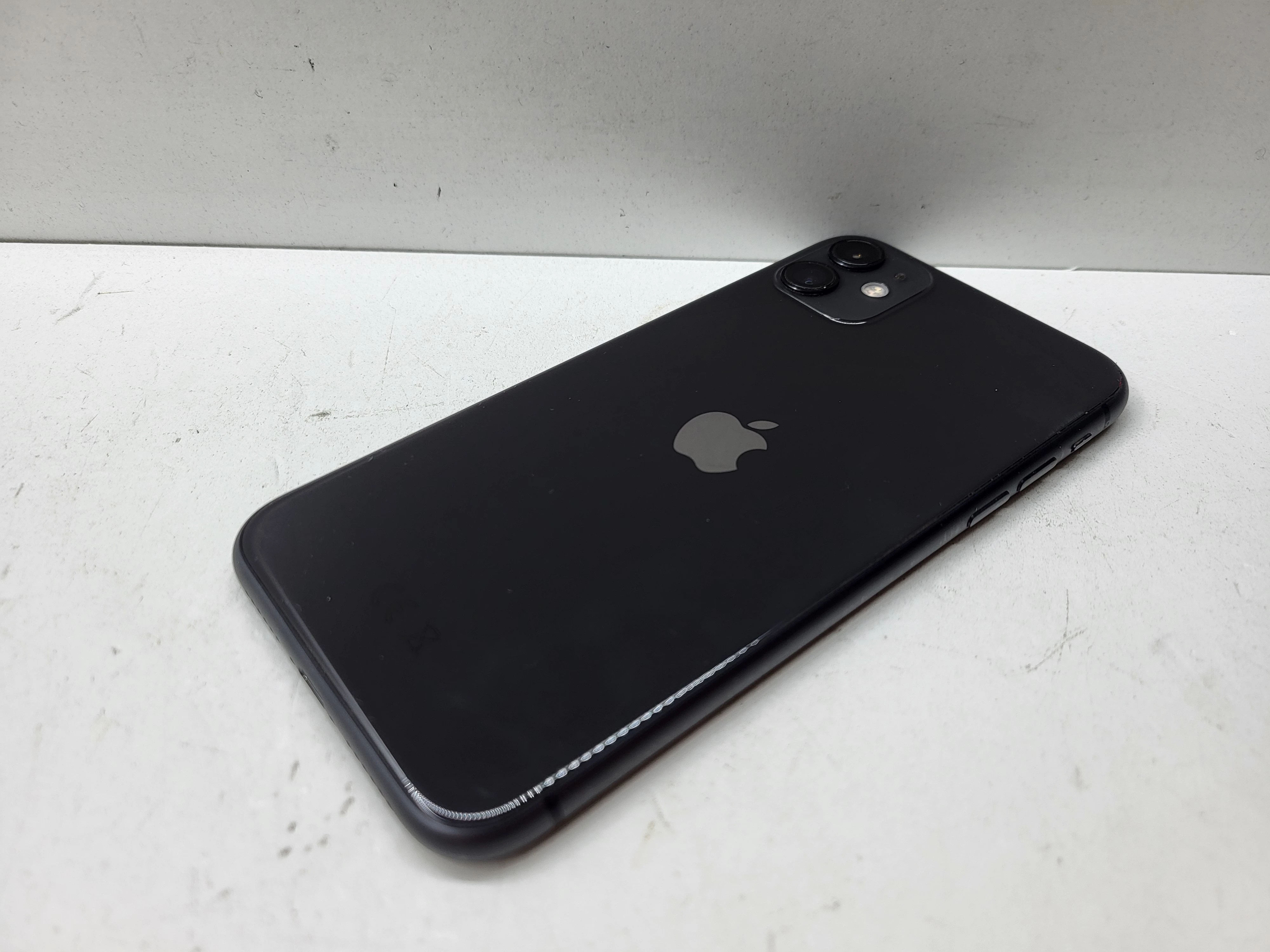 apple-iphone-11-64gb-74-bateria-pojemnosc-akumulatora-3110