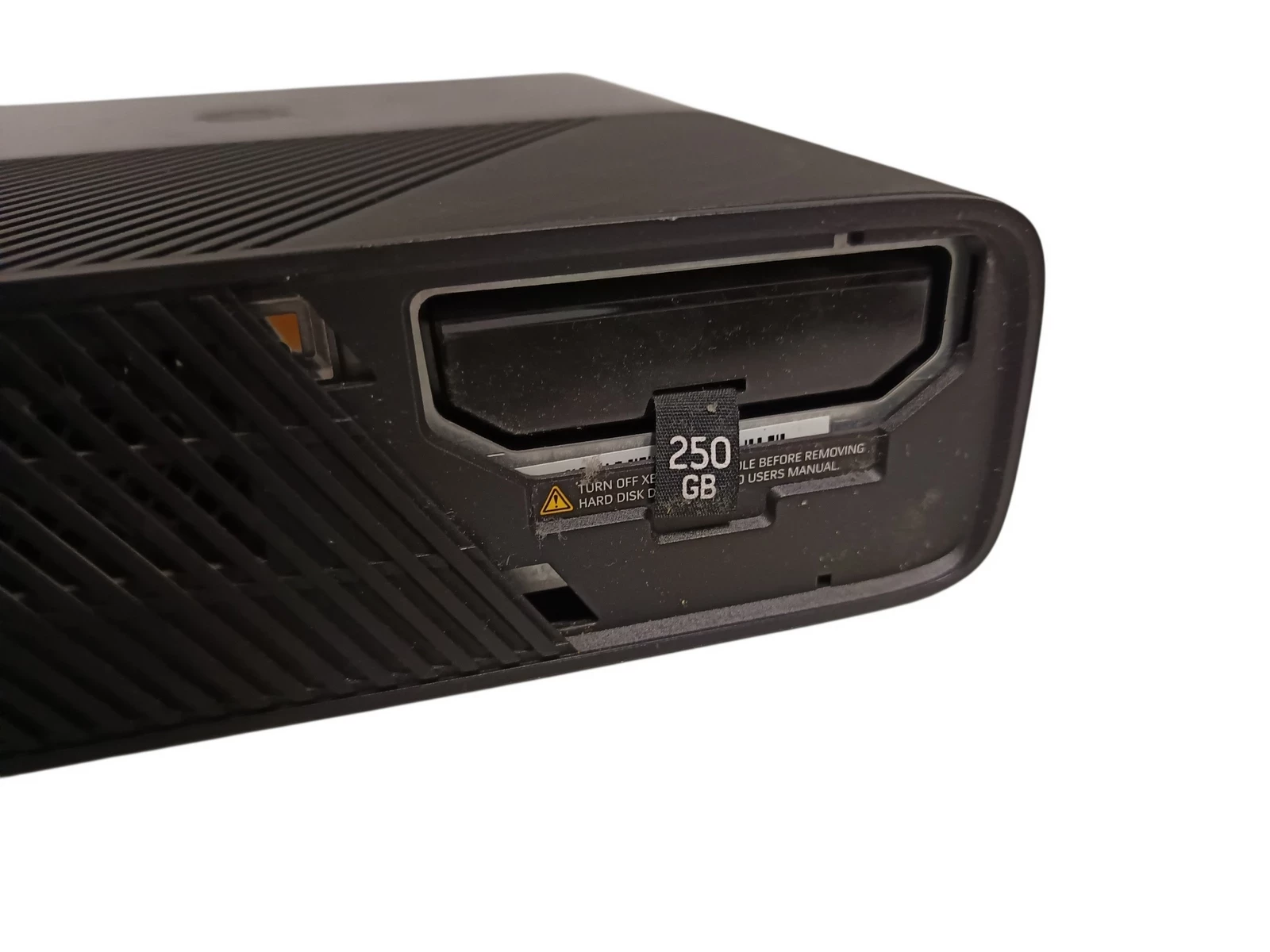 konsola-xbox-360-e-250gb-2-pady-gra-kod-producenta-model-1538