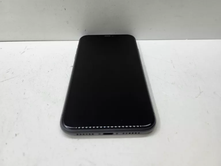 apple-iphone-11-64gb-74-bateria-stan-11323-2
