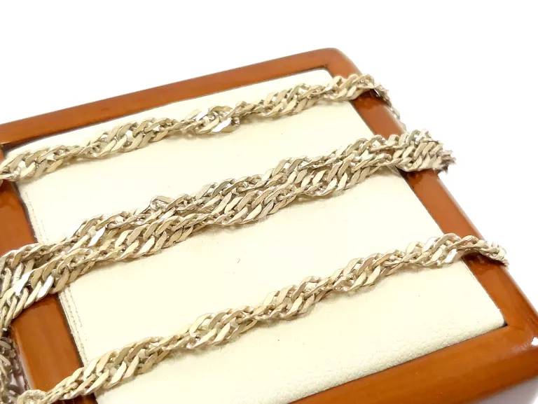 zakrecony-srebrny-lancuszek-p925-dl-44-cm-material-dominujacy-223721-2048