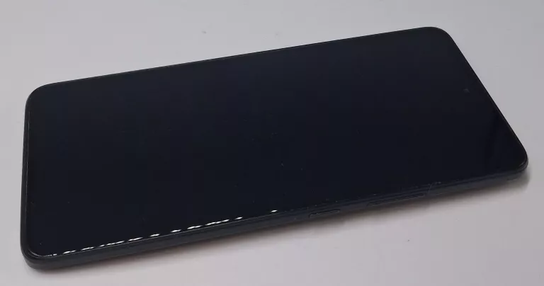 telefon-motorola-moto-g72-ean-gtin-0840023235320