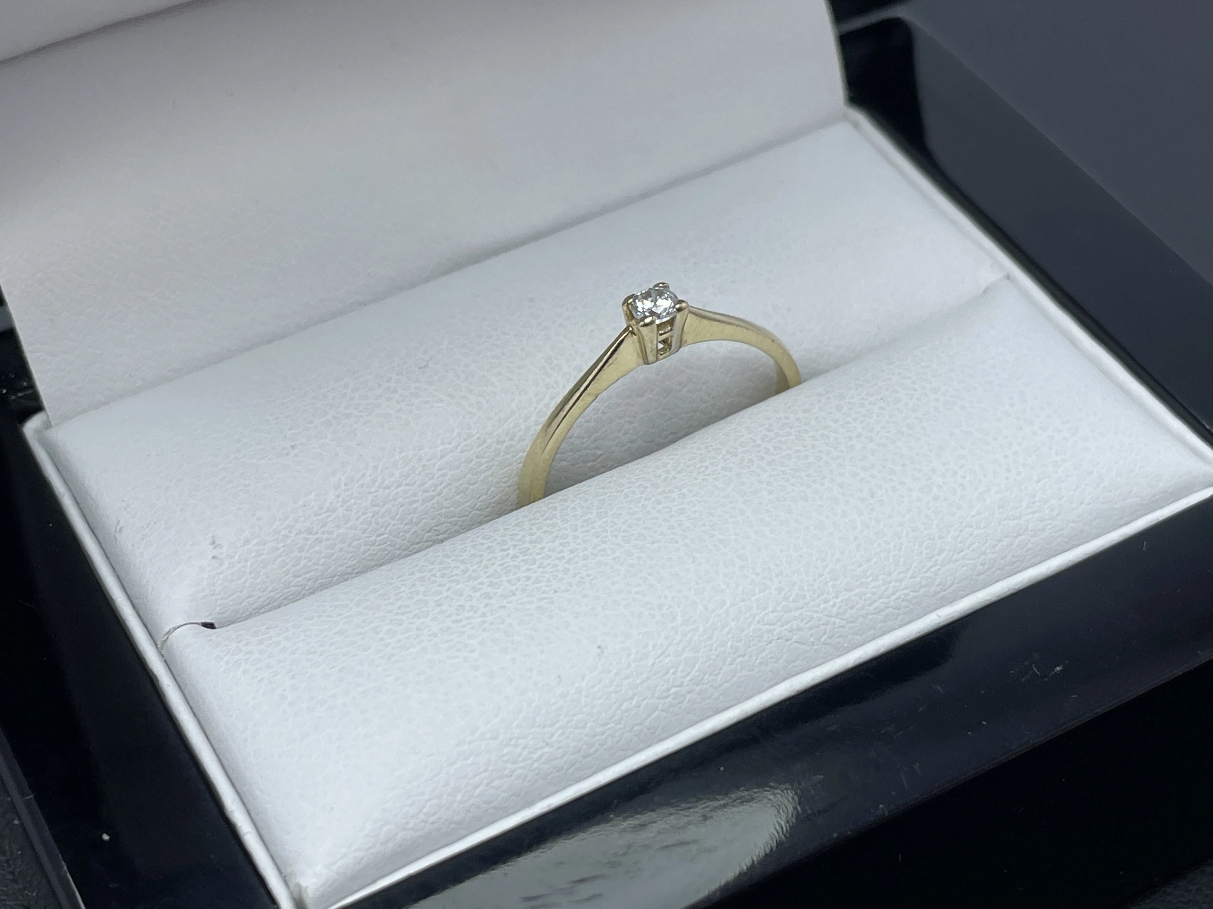 zloty-ierscionek-cyrkonia-585-149g-r14-wolnosci-239-zabrze-sj