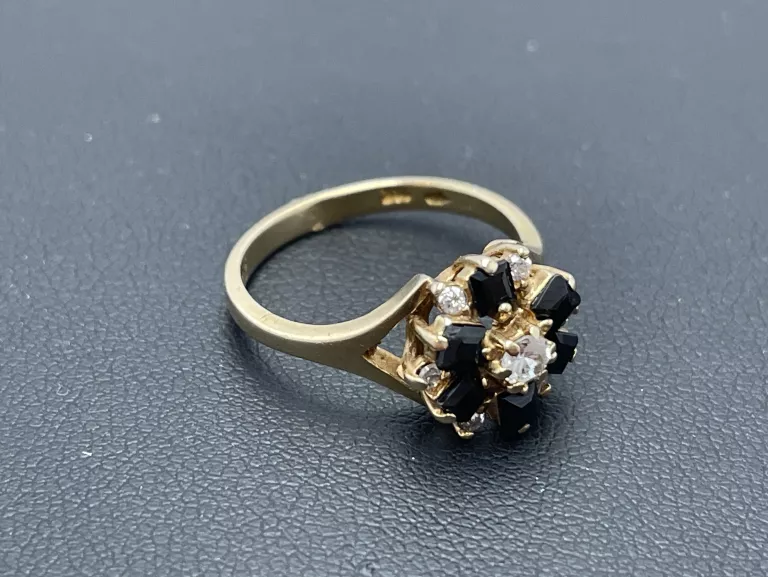 zloty-pierscionek-czarne-kamienie-585-323-r12-stan-11323-2