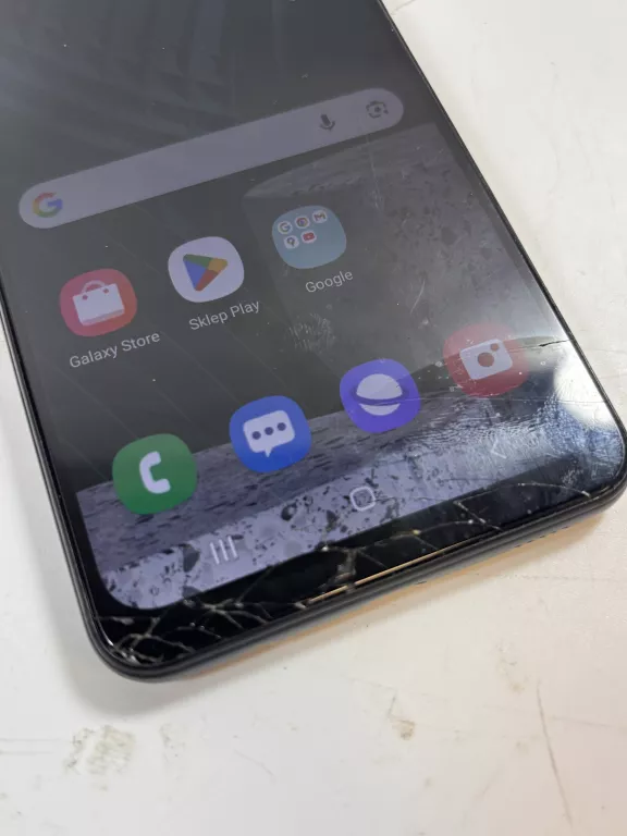 telefon-samsung-galaxy-a12-464gb-at-opis-przekatna-ekranu-65