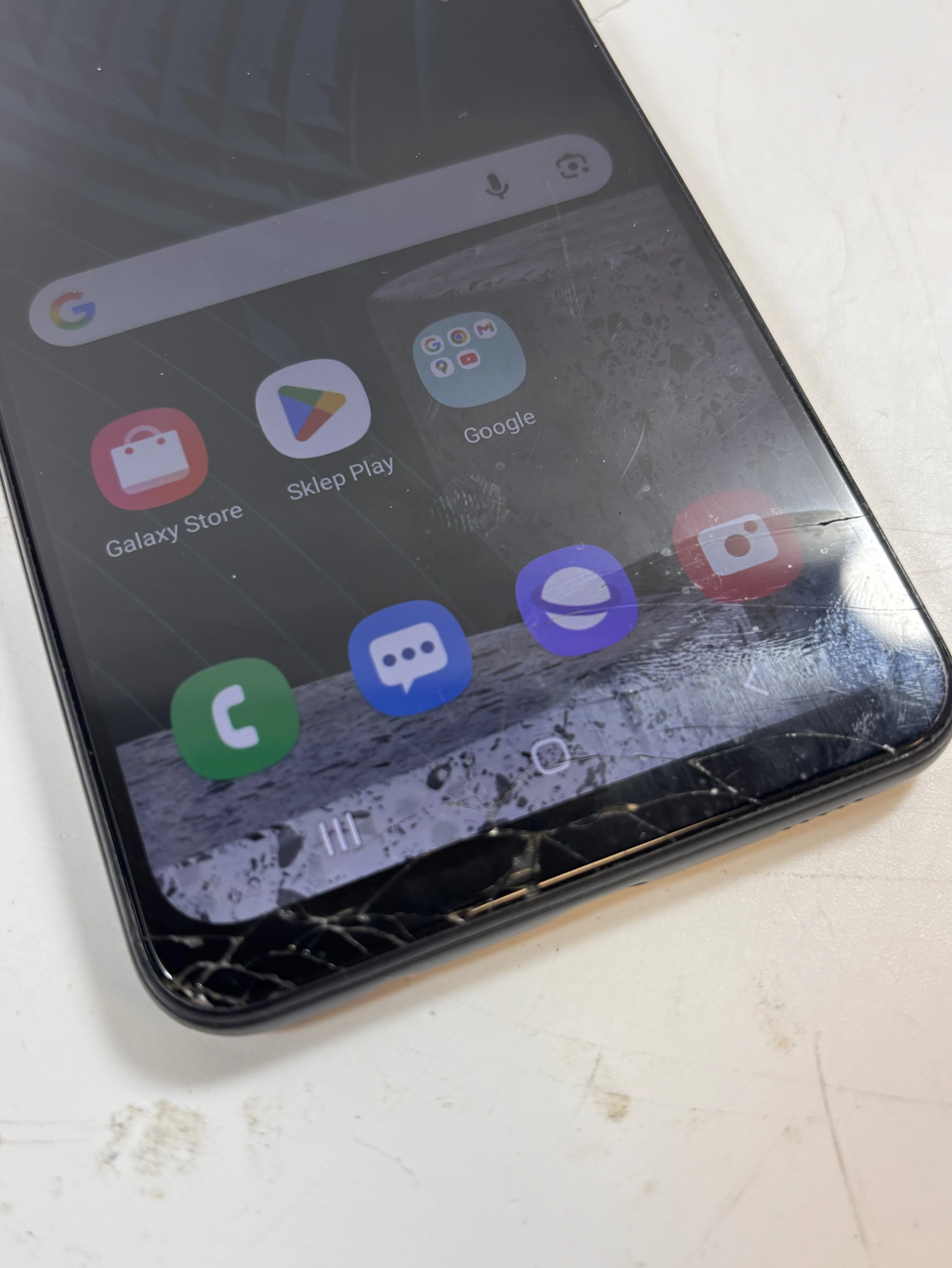 telefon-samsung-galaxy-a12-464gb-at-opis-przekatna-ekranu-65