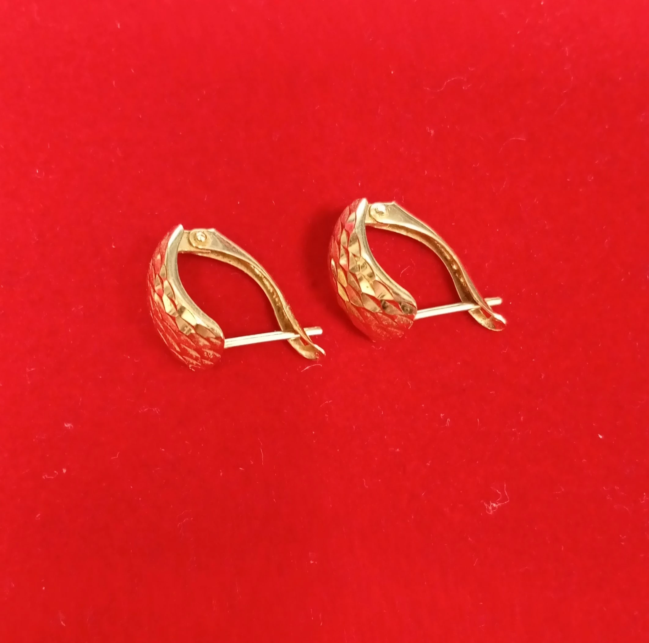 zlote-kolczyki-p585-w-141g-ean-gtin-11111111111111