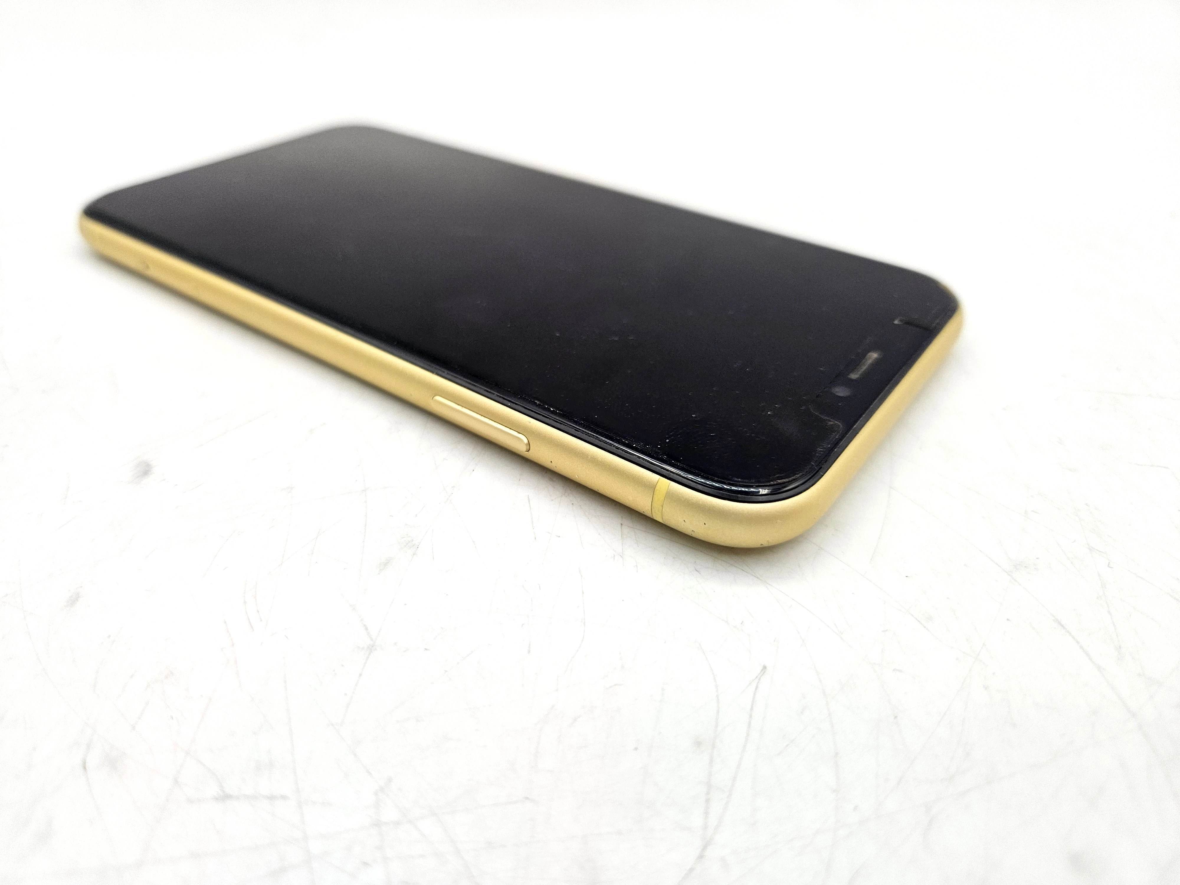 telefon-iphone-xr-256gb-bateria-79-system-operacyjny-4388-7