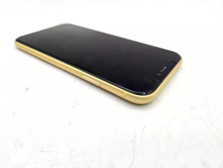 telefon-iphone-xr-256gb-bateria-79-system-operacyjny-4388-7