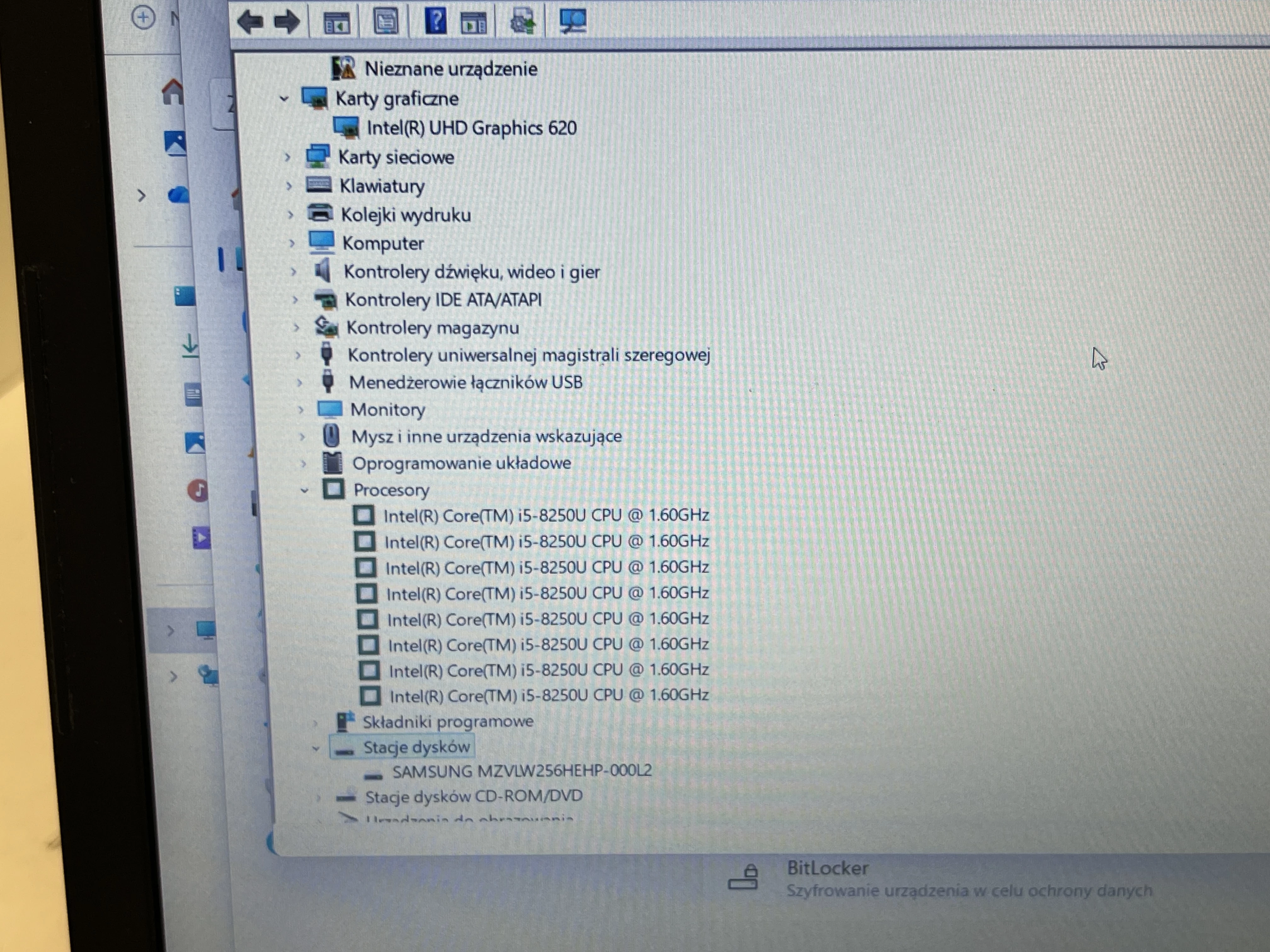 laptop-156-lenovo-v330-15ikb-256gb8gbwin-11-przekatna-ekranu-156