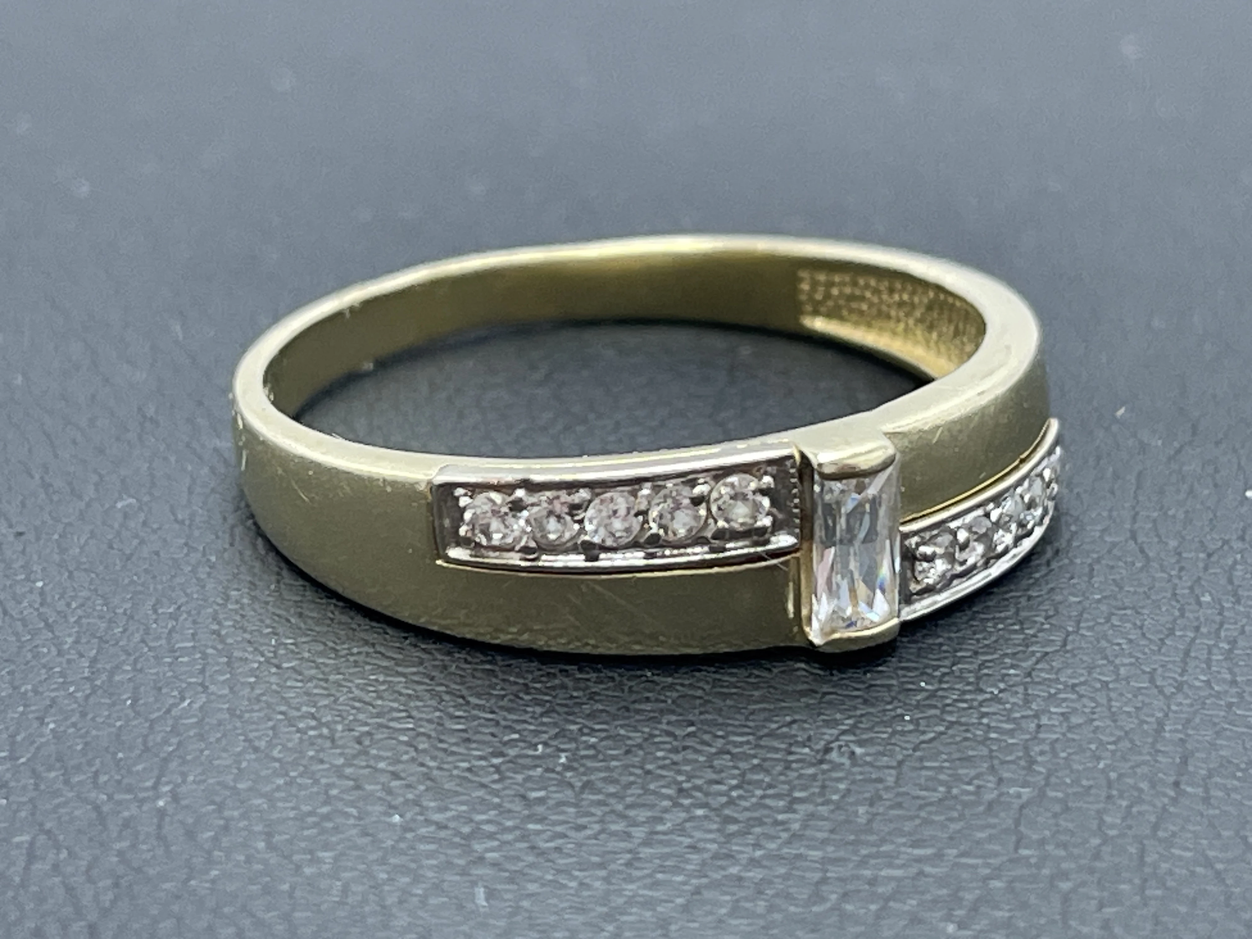 zloty-pierscionek-cyrkonie-585-286g-r23-kamien-17088-128