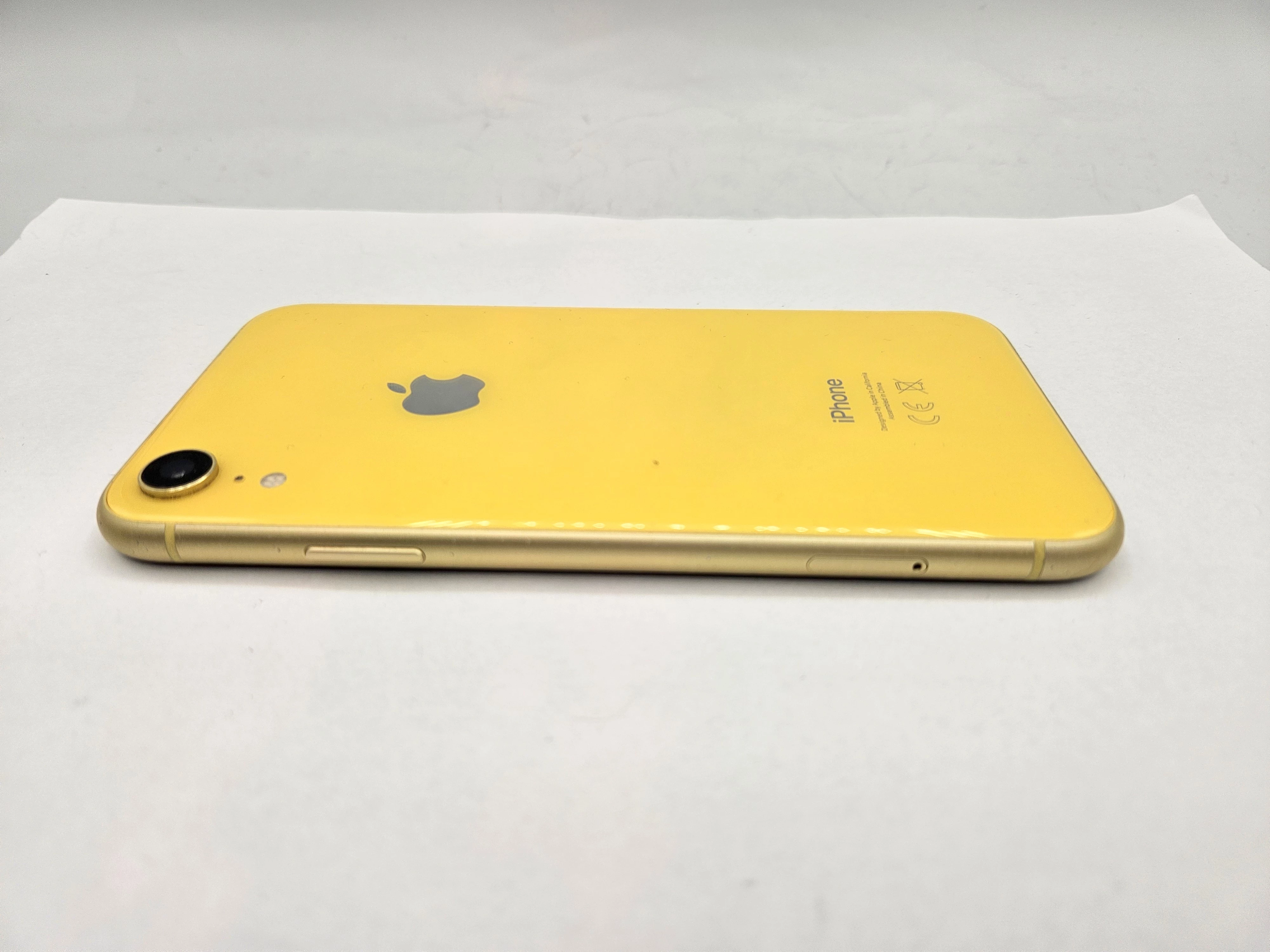 telefon-iphone-xr-256gb-bateria-79-transmisja-danych-217-512