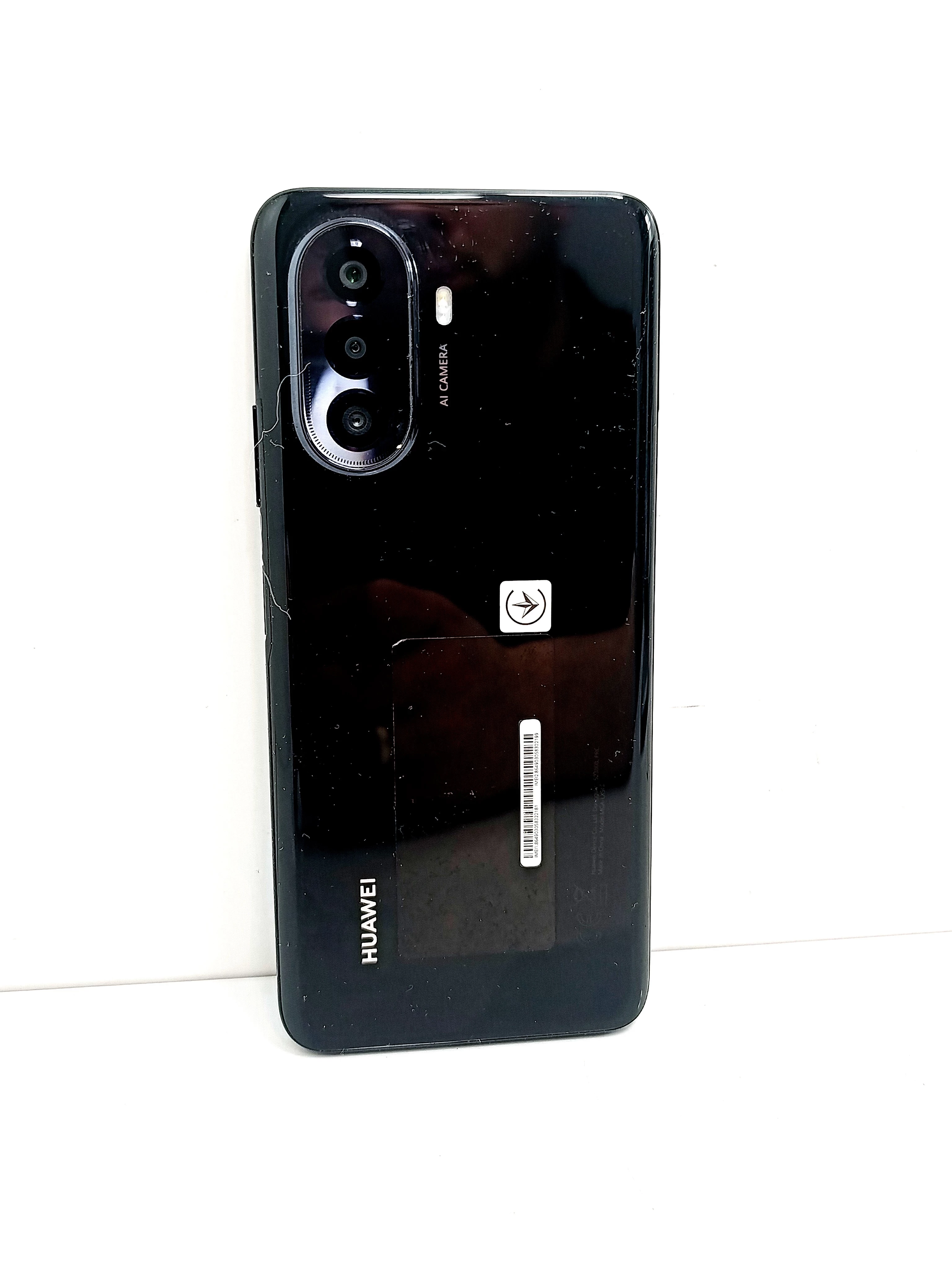 telefon-huawei-nova-y70-przekatna-ekranu-675