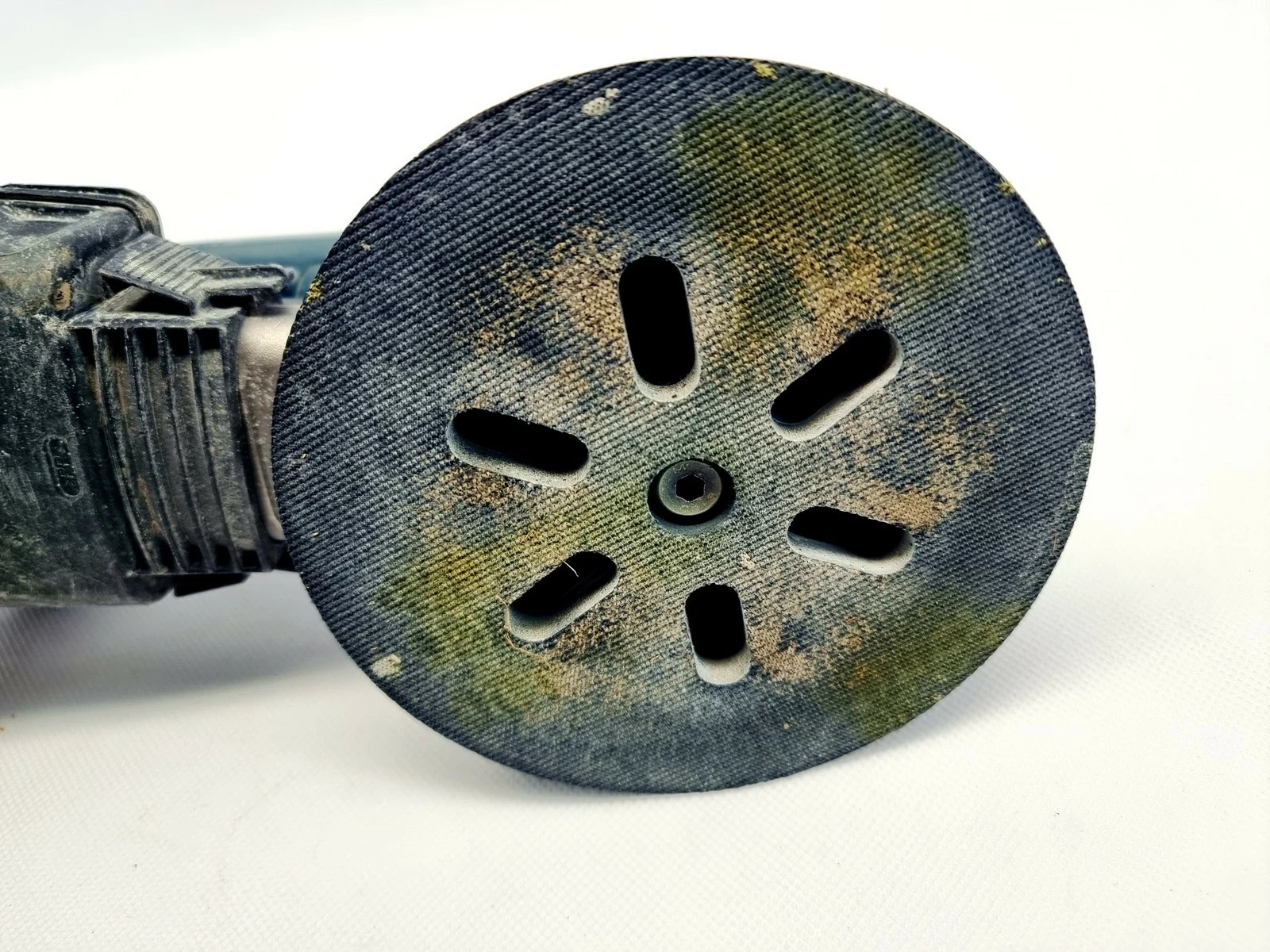 szlifierka-mimosrodowa-bosch-professional-gex-150-ac-srednica-tarczy-15000