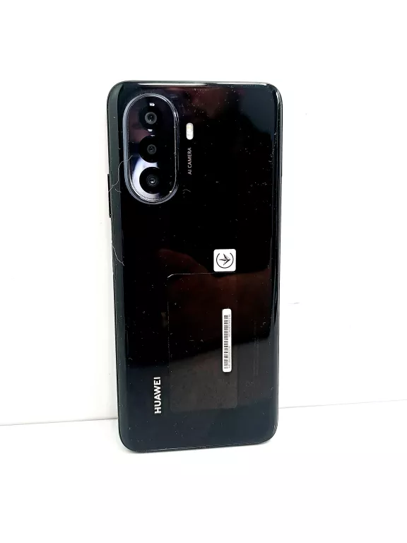 telefon-huawei-nova-y70-przekatna-ekranu-675