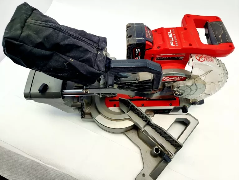 pila-ukosnica-z-posuwem-milwaukee-m18-fms190-maksymalna-moc-100