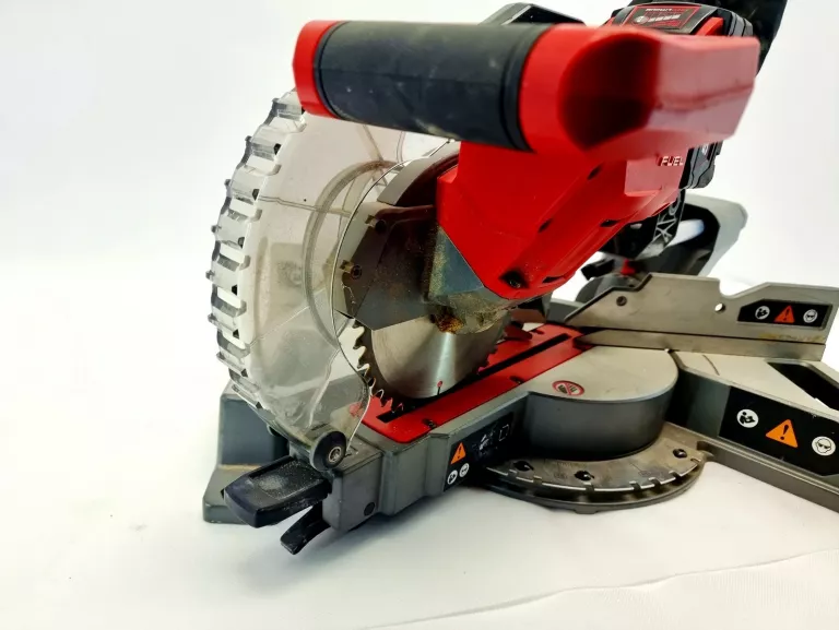 pila-ukosnica-z-posuwem-milwaukee-m18-fms190-napiecie-akumulatora-1800